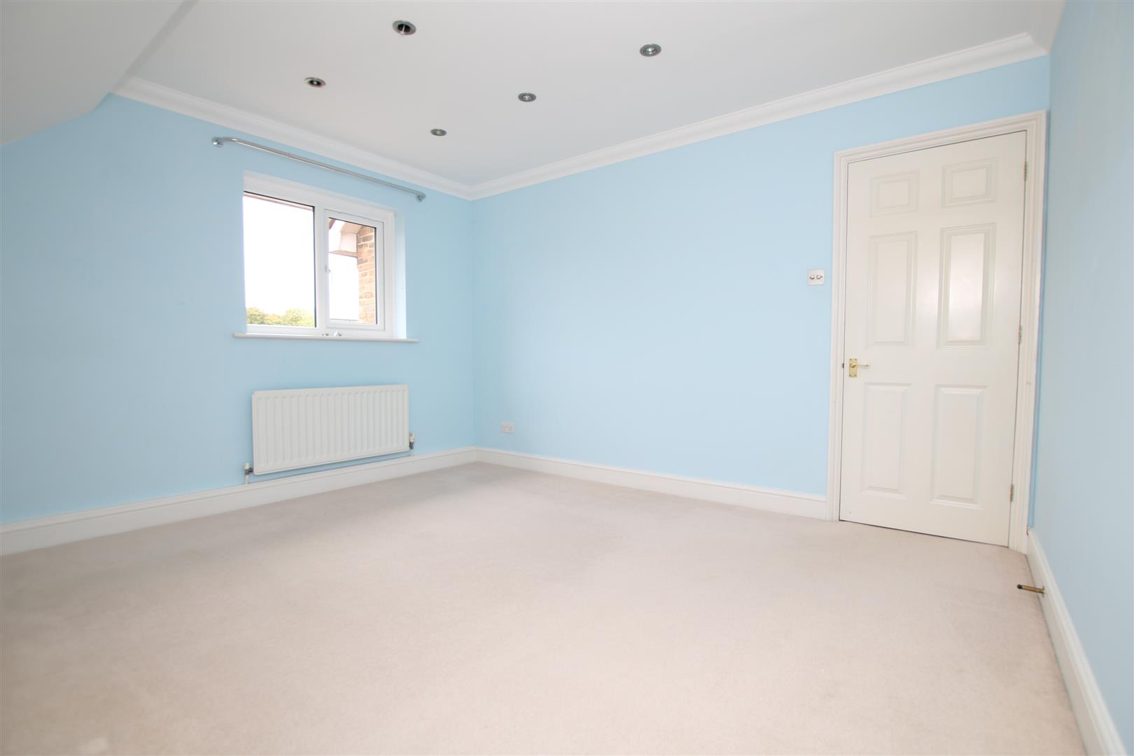 Lakeside Drive, Southwater, Horsham